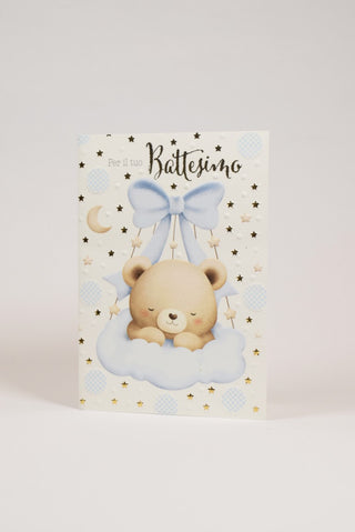 biglietto di auguri di battesimo con orsetto che dorme su una nuvola fronte