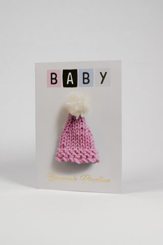 biglietto di auguri per nascita bambina con berretto in lana fronte