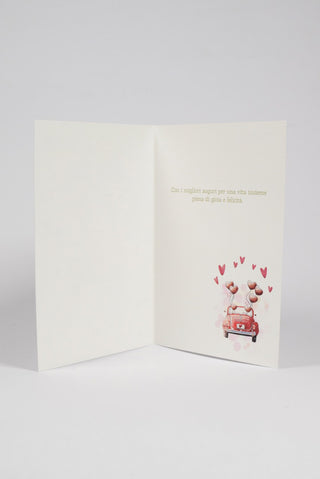 interno biglietto di auguri felice matrimonio con auto rossa just married e augurio di vita felice insieme