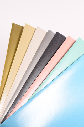 Fogli Carta Regalo Perlata cm 70x100 - 100 % riciclata - Set da 8 pz