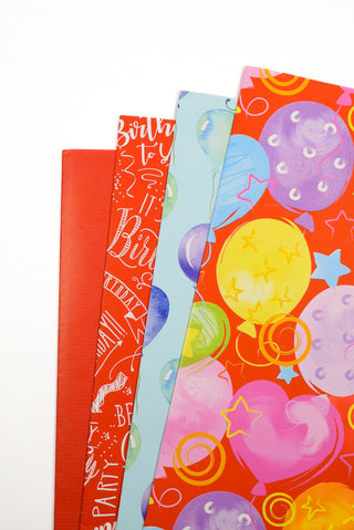 Carta regalo compleanno rosso palloncini cuori - Set 4 fogli