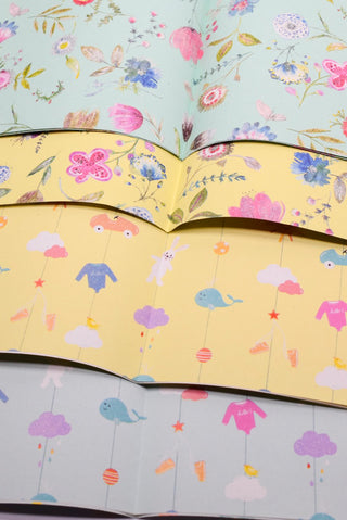 set carta regalo fiori e bimbi, gialla e azzurra