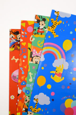 set carta regalo disney mickey & friends e winnie the pooh, blu verde e rossa