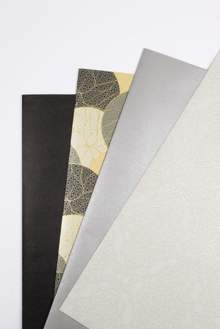 carta da regalo elegante argentata