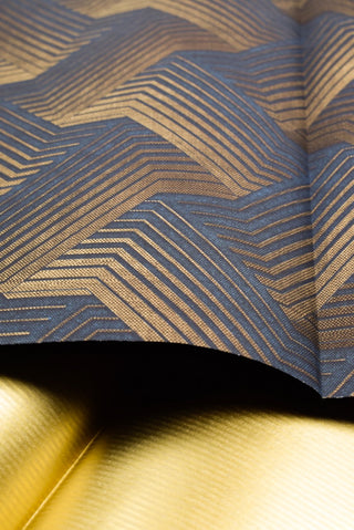 carta regalo elegante con motivi geometrici