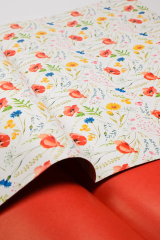 carta regalo floreale bianca